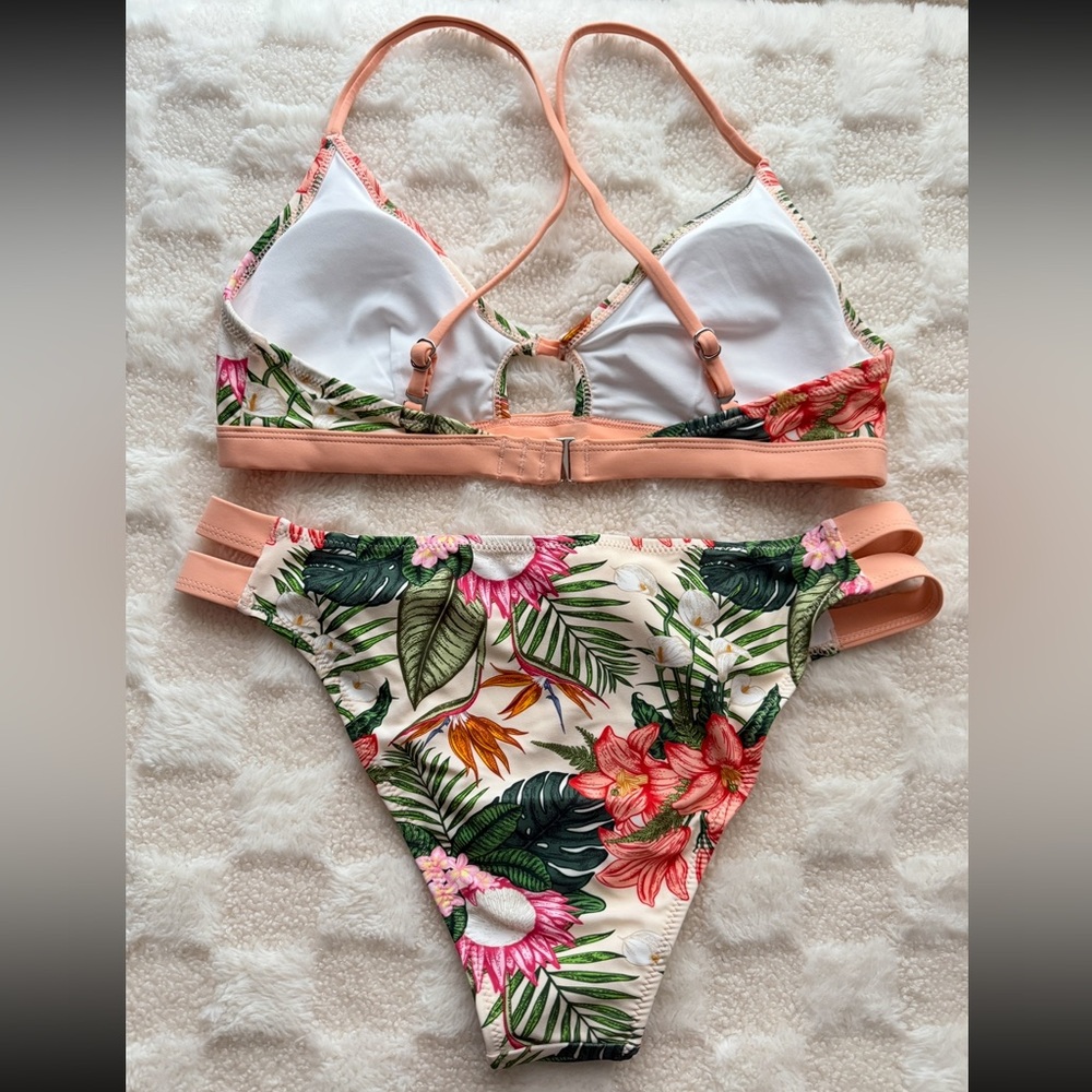 NWTCupshe Floral Print Bikini in Green and Pink - Picture 9 of 11